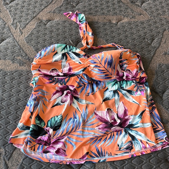 Liz Claiborne Other - Liz Claiborne Orange Floral Halter Tankini Swim Top